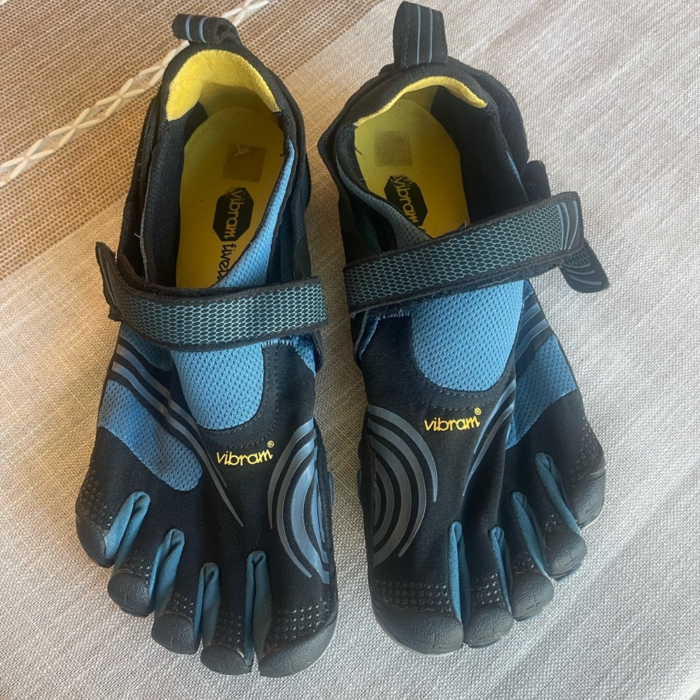 Vibram Five Fingers M3686 Komodosport Blue Gray Barefoot Outodoor Size 11 EU 44
